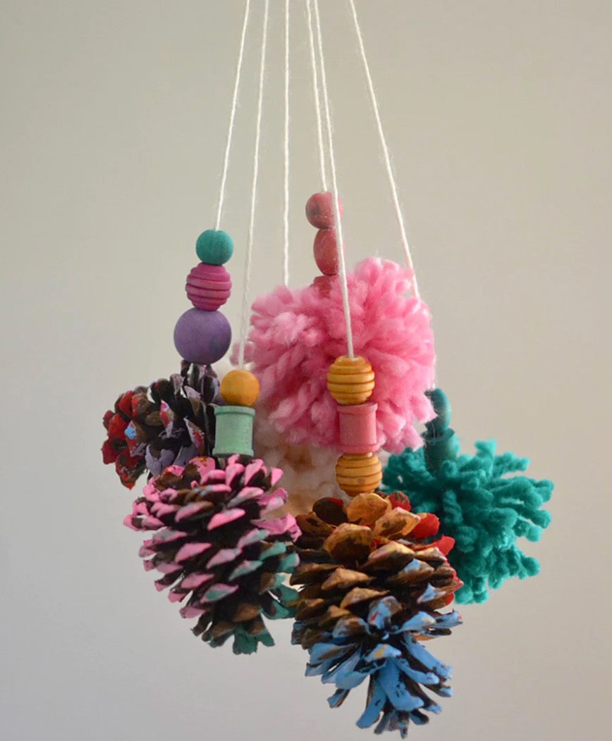 TANNENZAPFEN MOBILE | 22.4.